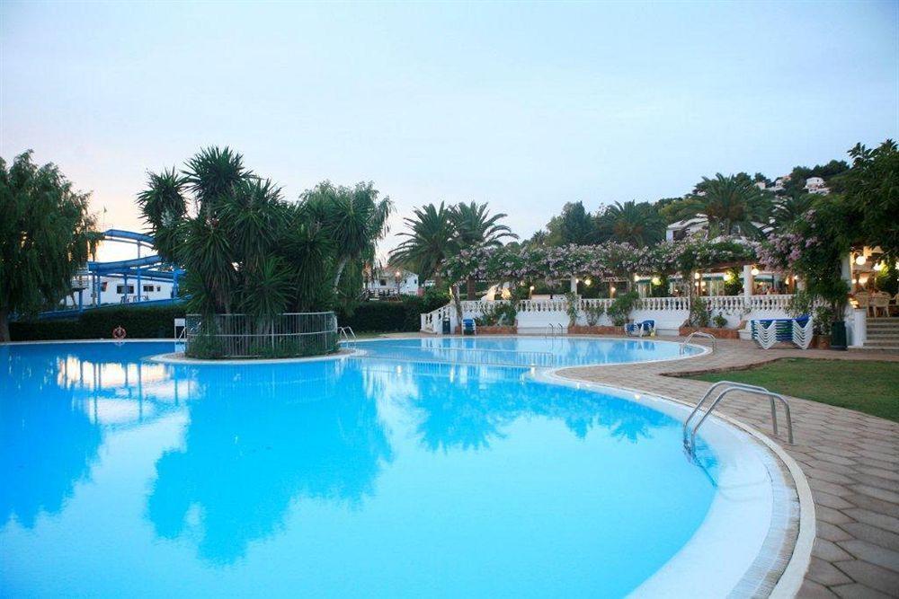 Apartamentos Son Bou Playa Gold Exterior photo